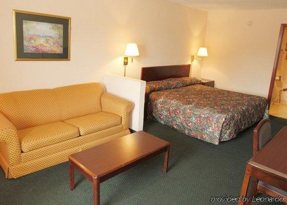 Rodeway Inn Гринвуд Номер фото