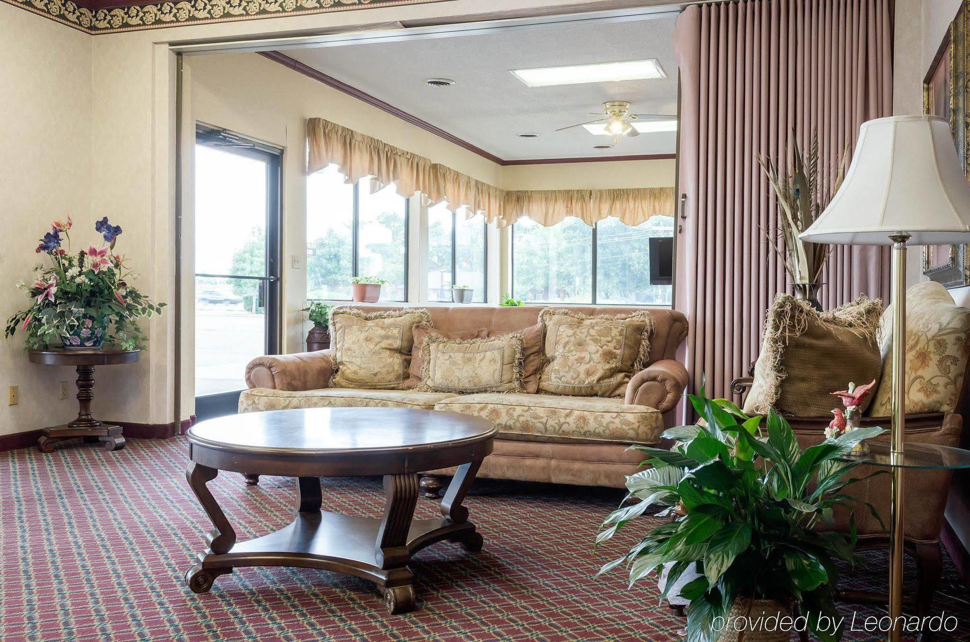 Rodeway Inn Гринвуд Экстерьер фото